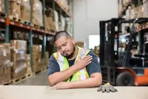California warehouse worker with cumulative trauma shoulder injury seeking workers compensation